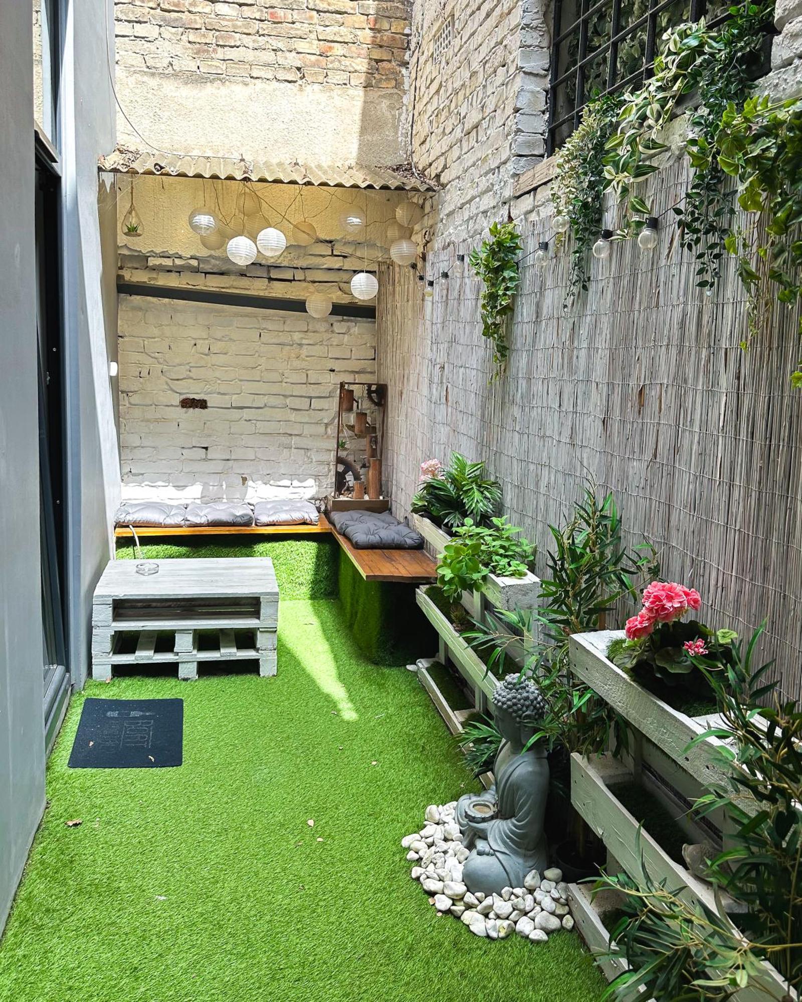 Urban Studio With Private Garden Near Andrassy Budapest Exterior photo